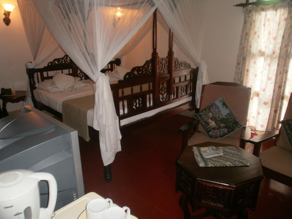 Hotell Asmini Palace 3*